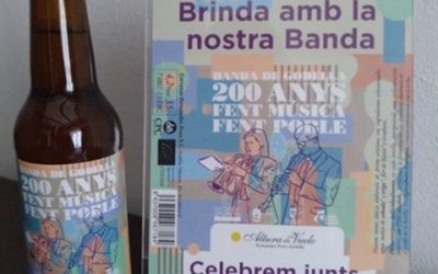 Ja disponible l’edició especial de la cervesa de Fernández Pons pel bicentenari de la banda del Casino